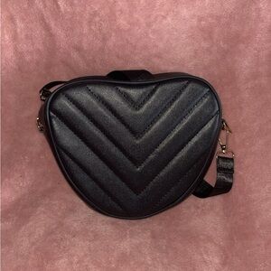 Black Heart Quilted Crossbody Bag - Unbranded